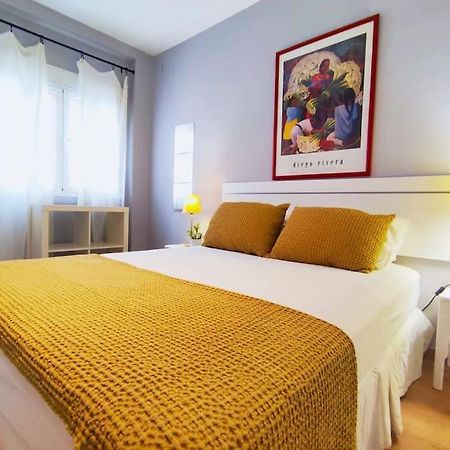 Plaza Cristo De Burgos Apartment Seville Luaran gambar